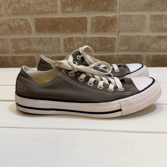 Converse Shoes - Converse All Star Chuck Taylor Low Charcoal Canvas Sneaker Mens 5 Women’s 7